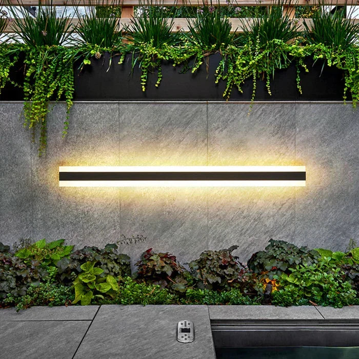 RainGuard Light: Durable, weatherproof LED wall lamp for garden & patio. Bright, energy-efficient outdoor lighting.