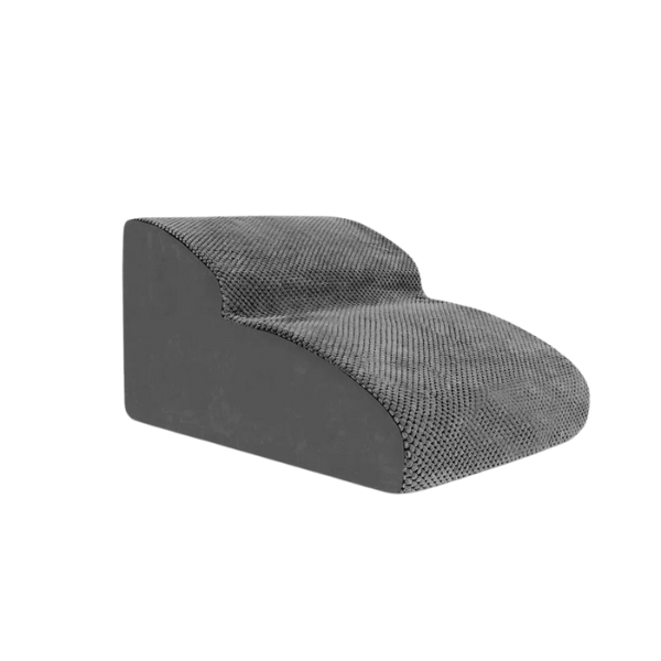 Support pet stairs: non-slip design, washable cover, ideal for senior dogs & cats.