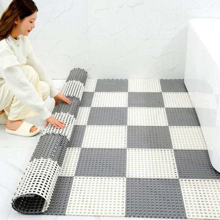 Textured non-slip shower mat set ensures bathroom safety. Quick-dry design prevents slips & mildew.