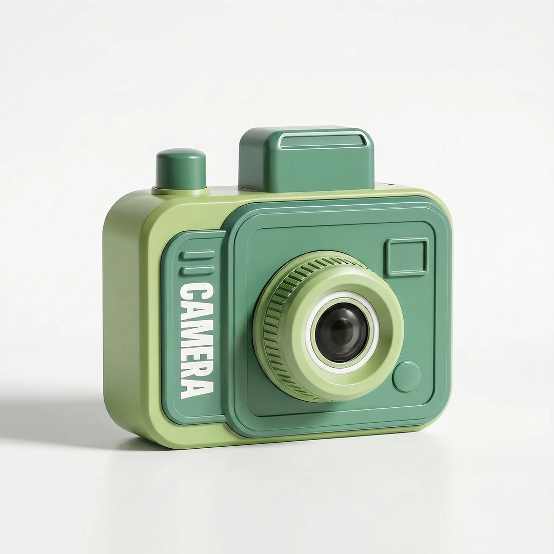 Playful water squirt camera toy, a fun novelty gadget for kids' pranks, summer outdoor play, and water gun fights.