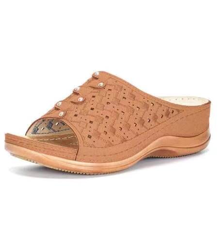 Comfortable women's walking sandals by OrthoFlex, featuring orthopaedic arch support for daily wear.