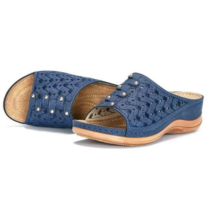 Women's OrthoFlex sandals with orthopaedic support and arch support, ideal for everyday casual wear.