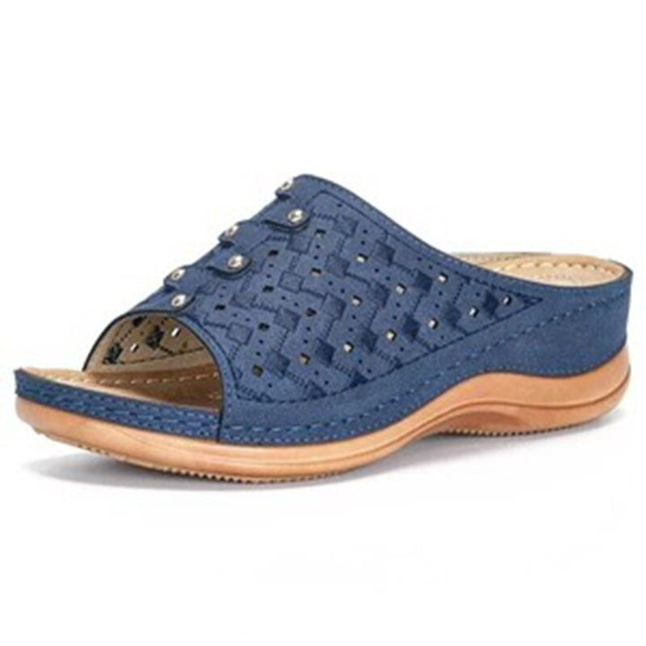 OrthoFlex women's comfortable footwear, orthopaedic sandals with arch support for active lifestyles.