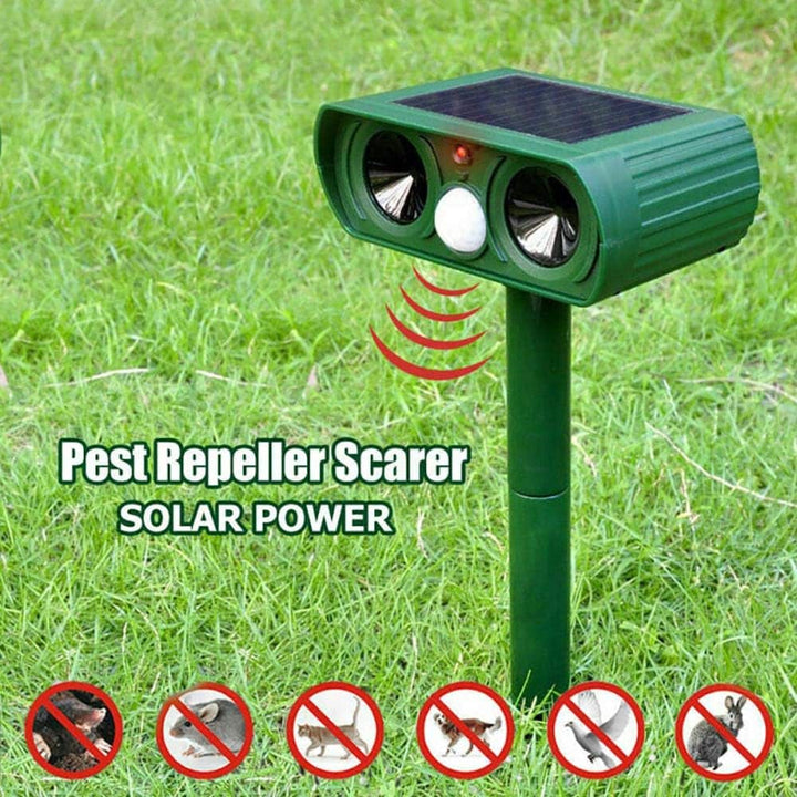 Easy Setup: Solar Ultrasonic Animal Repeller for Garden Protection; Motion-Activated Pest Control.