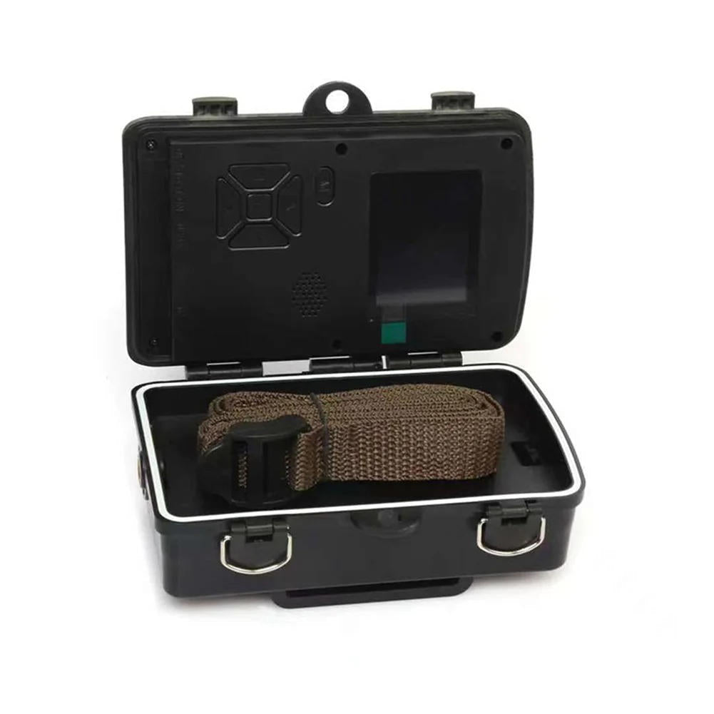 Versatile outdoor camera for nature photography, with night vision & motion detection.