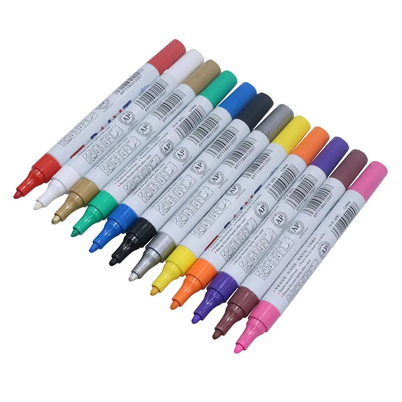 Permanent black waterproof car tire paint pen for custom tire decoration & auto styling, wheel repair marker.