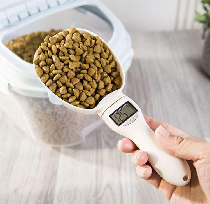 Digital Pet Food Scale with clear LCD display for accurate dog & cat food portion control & feeding.