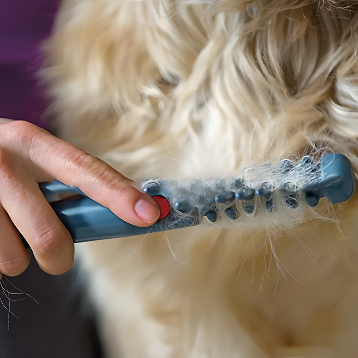 Easy-to-use pet fur trimmer for soft, gentle grooming of pet fur. Perfect for all coat types.