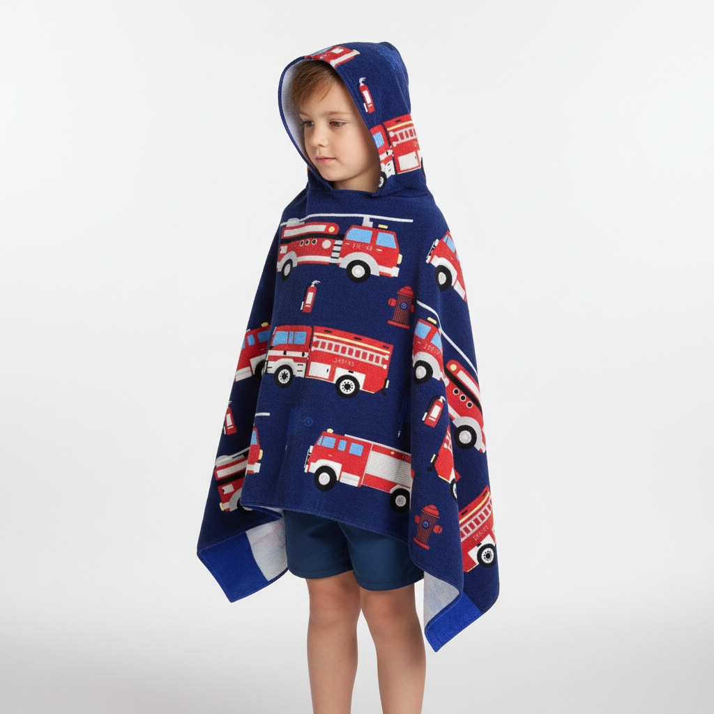 Absorbent kids' cotton towel with an animal hood, perfect for playful and comfortable bath time.