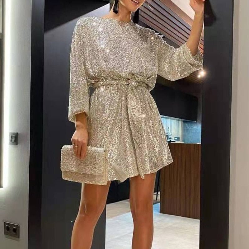 Flowy women's loose fit party dress, offering ultimate comfort & chic style. Versatile for casual or evening wear.