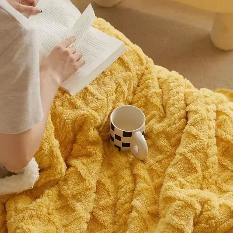 Extremely soft lambswool throw blanket, ensures coziness and warmth for your bedroom comfort.