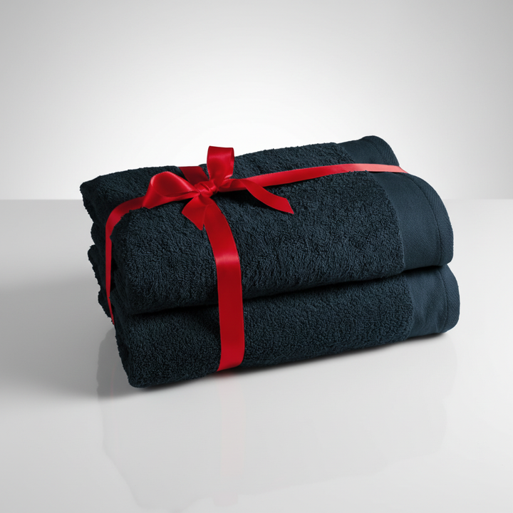 Elegant terry cloth towel set, two pieces, soft and absorbent cotton for a home spa or bathroom