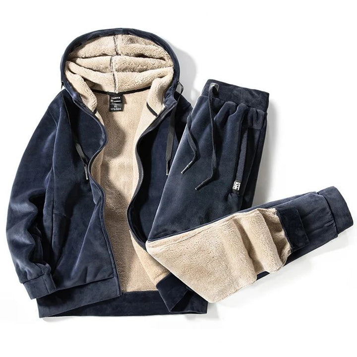 Cozy fleece-lined cashmere-blend loungewear set for ultimate comfort. Perfect unisex winter relaxation apparel.