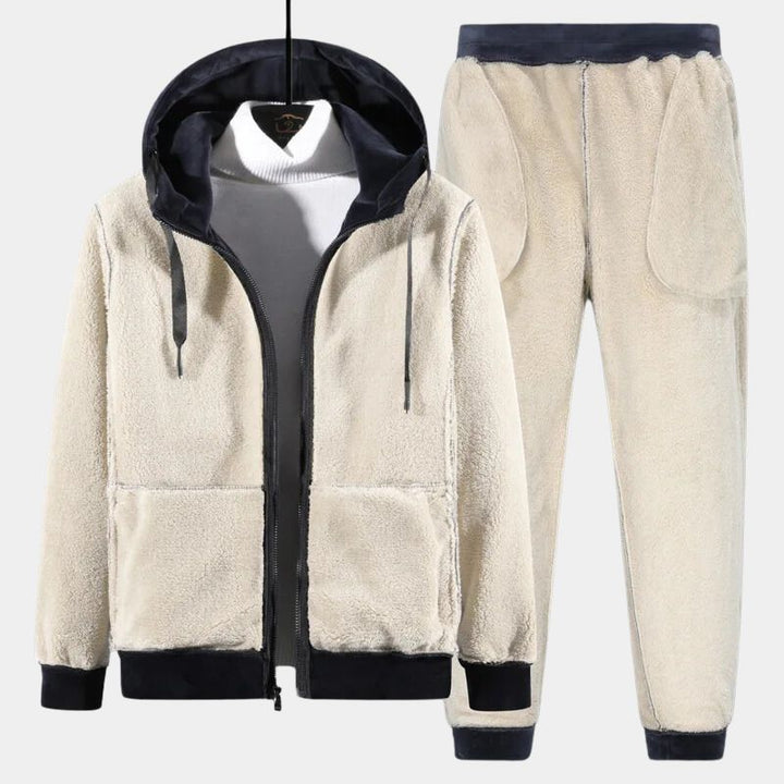 Warm cashmere-blend plush loungewear set. Soft, fleece-lined two-piece comfort for unisex winter fashion & relaxation.
