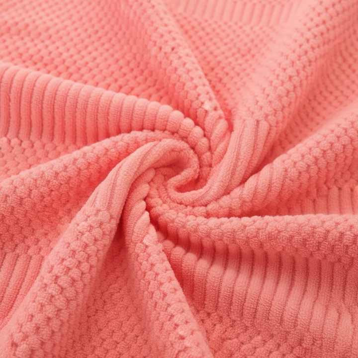Unisex ComfortSet 2-piece towel set in velvet coral fleece, super soft and absorbent bath towels