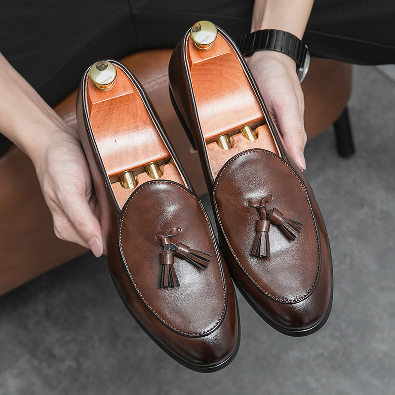 Elegant brown men's slip-on tassel loafers, perfect for dress shoes & wedding events.