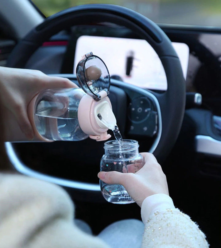 On-the-go baby bottle warmer for formula & drinks. USB rechargeable, a travel essential for busy parents.