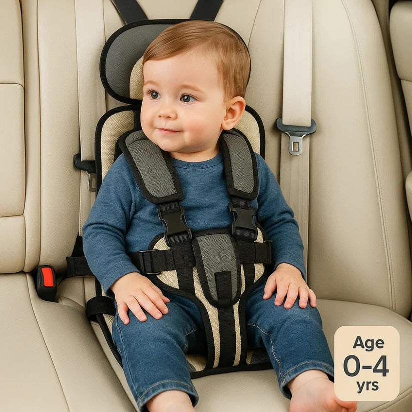 Foldable portable car seat for kids, travel-ready & safe, quick setup.