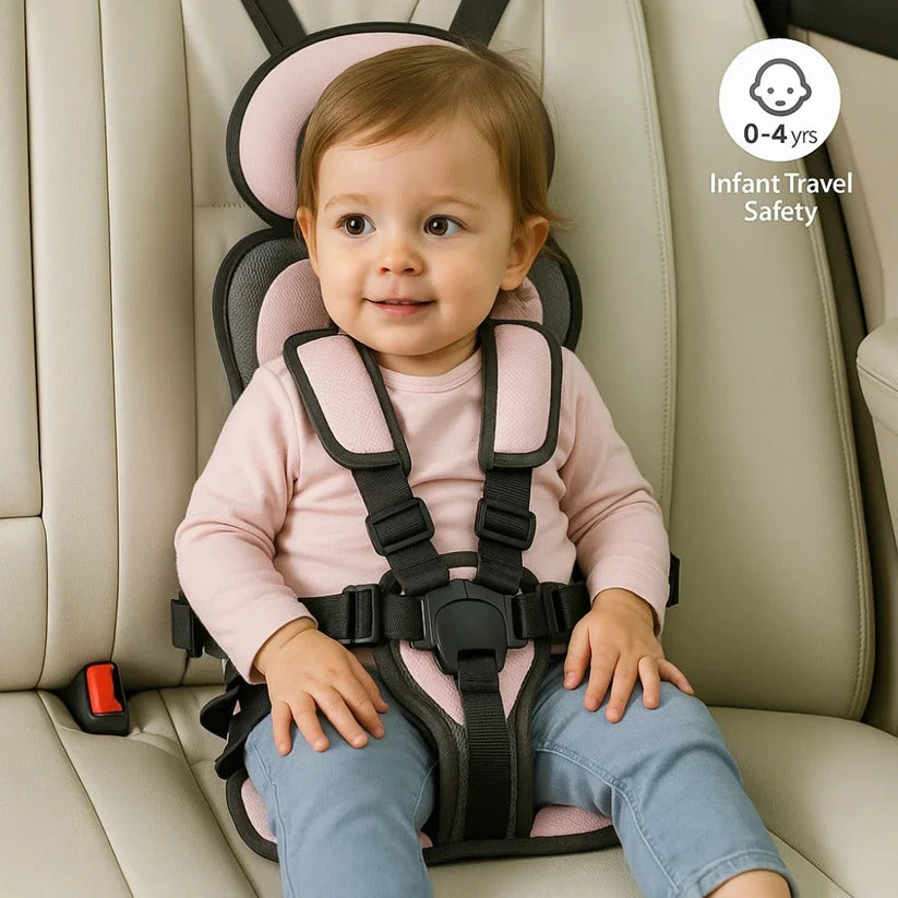 Compact kids safety seat with 5-point harness for car, secure & portable design.