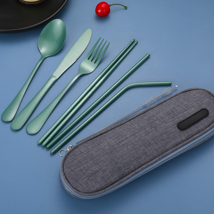Portable stainless steel cutlery set, showcasing its individual components for convenient kitchen and travel use