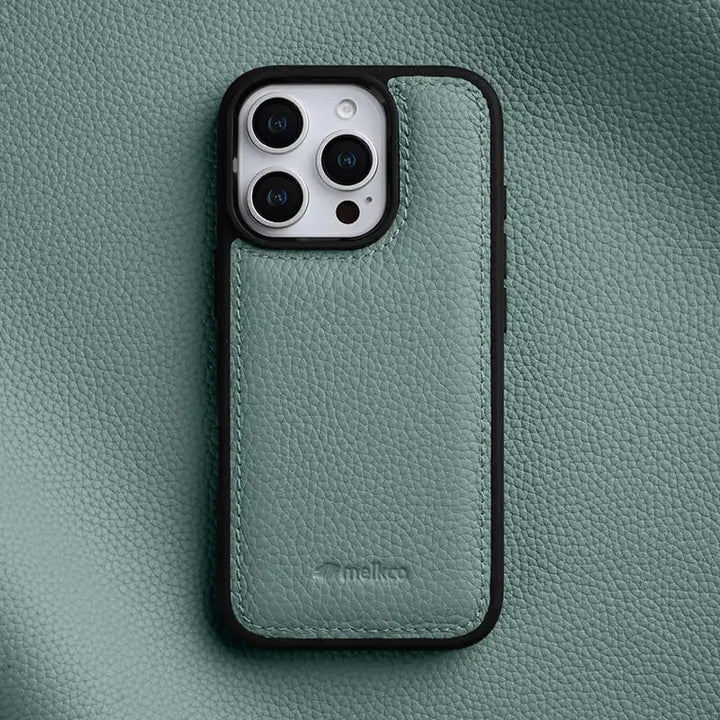 Elegant Italian genuine leather iPhone case. Durable phone protection & sleek fit for 14, 15, 16.