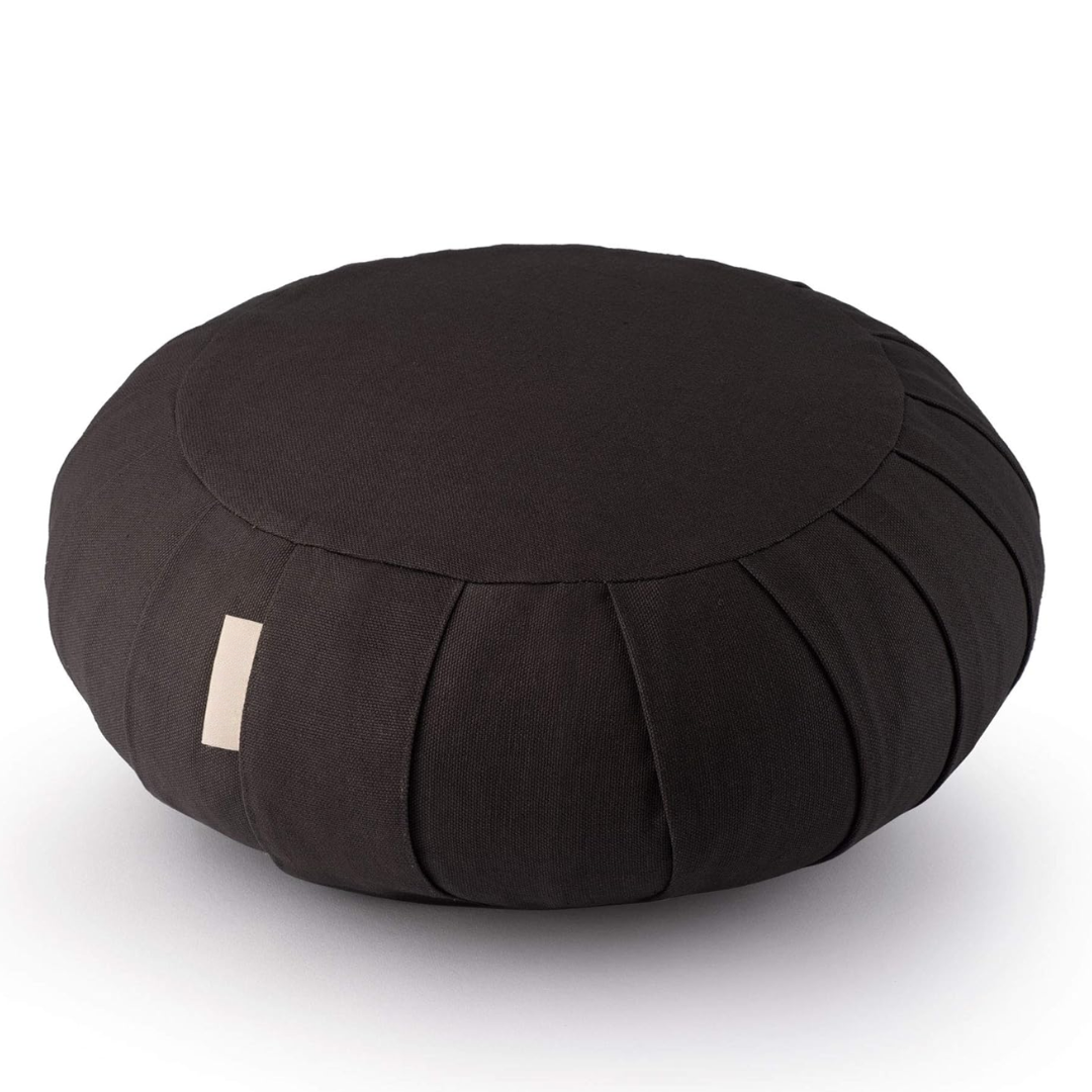 High-quality organic cotton yoga cushion with buckwheat hulls, perfect for posture & mindful seating.