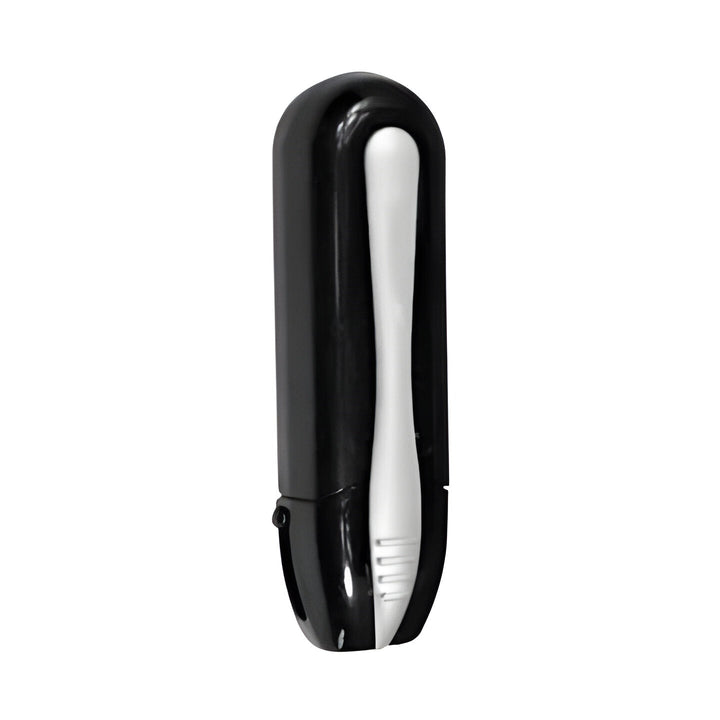 Portable, chemical-free dry lens cleaner gadget for eyeglasses & sunglasses. Anti-smudge, anti-fingerprint.