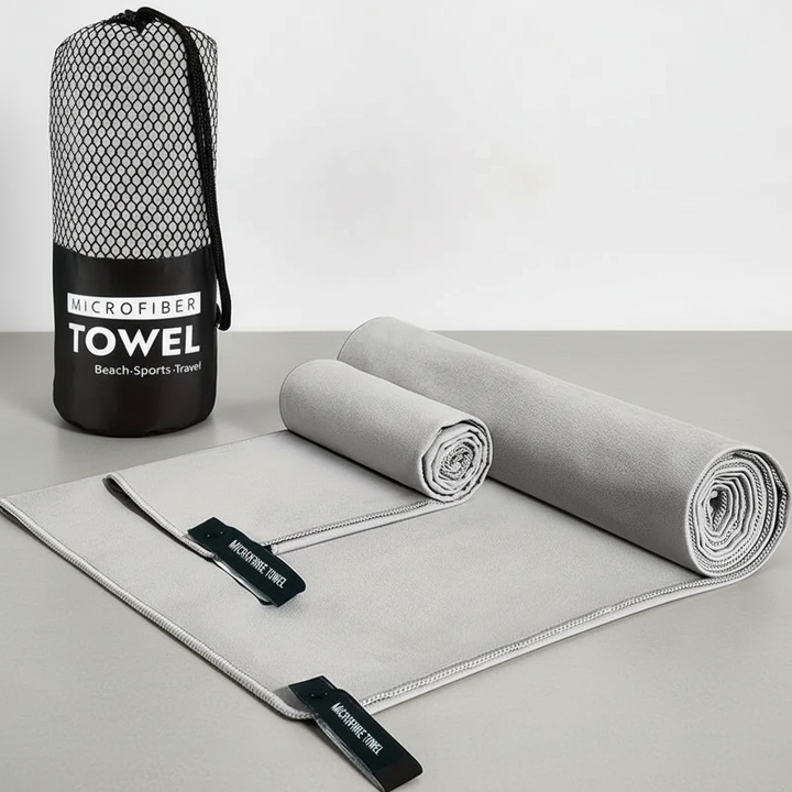 Highly absorbent microfiber towel for quick drying after swimming or sports