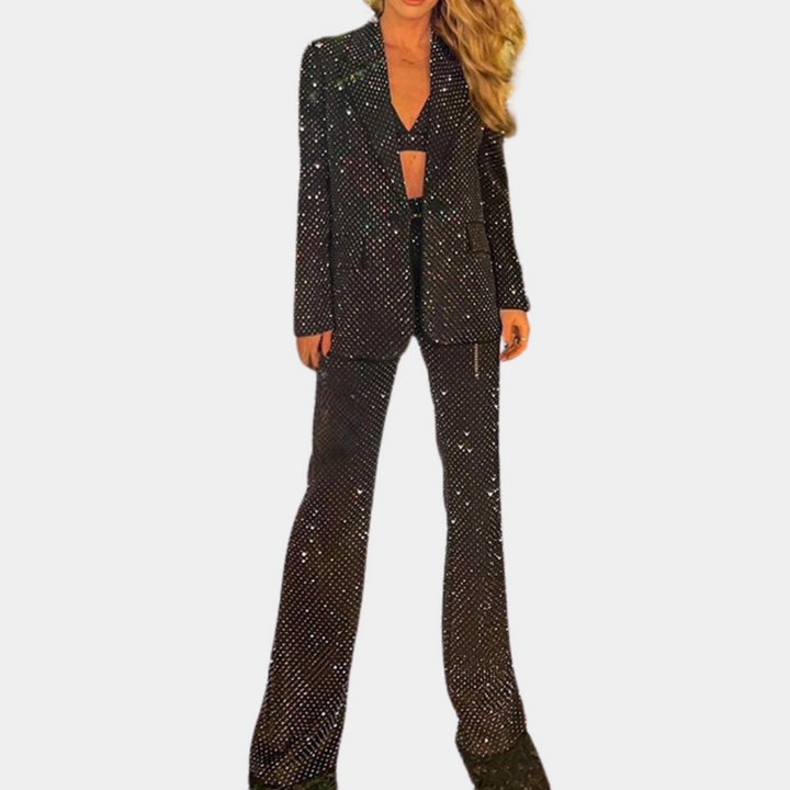 Raphima Women's Chic 3-Piece Outfit Set, stylish & comfortable loungewear for modern women.