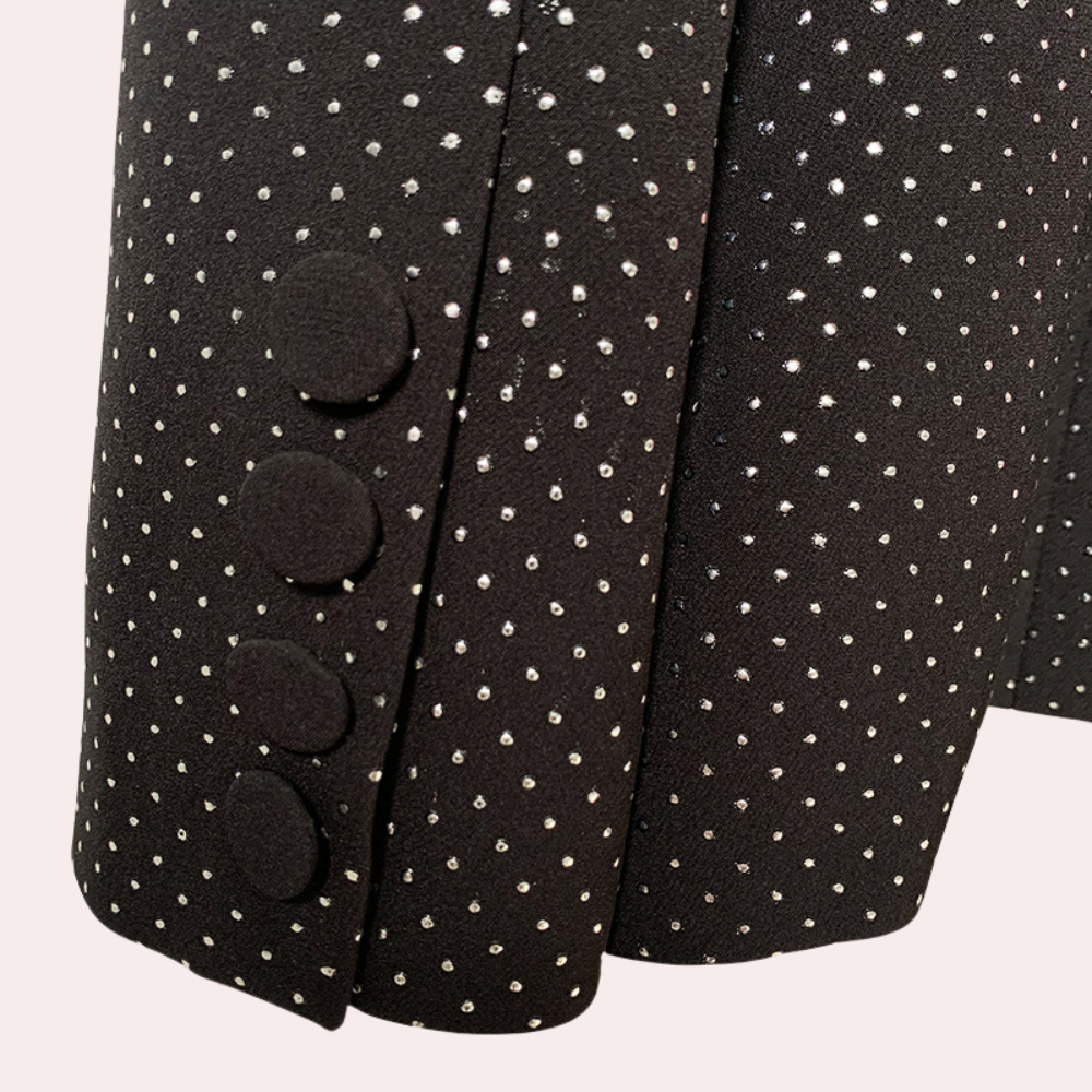 Chic Raphima 3-piece women's set, offering ultimate comfort and modern style for everyday wear.