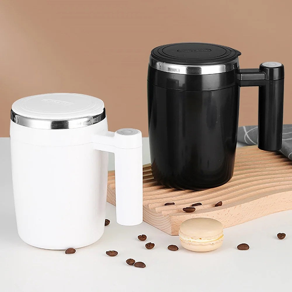 Rechargeable self-stirring mug, perfect for automatically mixing coffee, tea, or protein shakes.