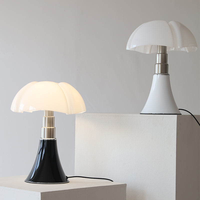 Retro LED table lamp, ClassicGlow, with adjustable light settings for perfect ambient lighting