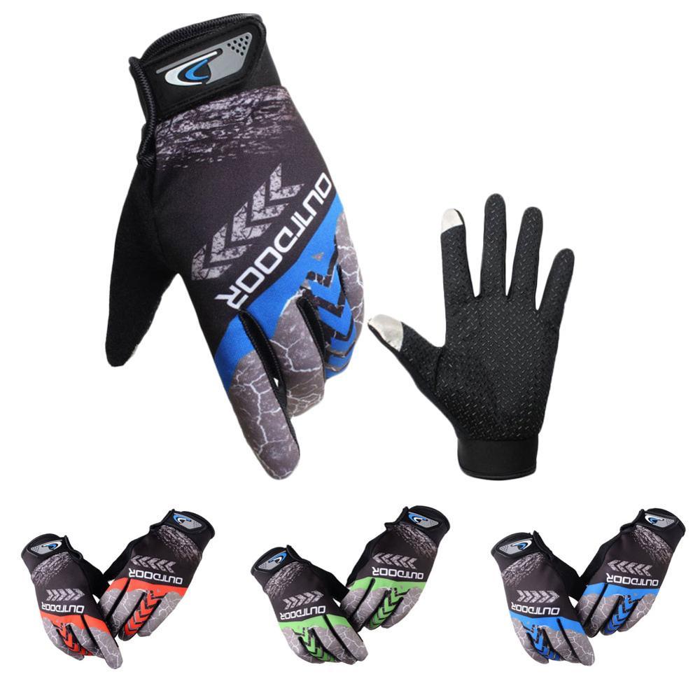 Close-up of Rivaro waterproof cycling gloves, highlighting touchscreen compatible fingertips and grip surface