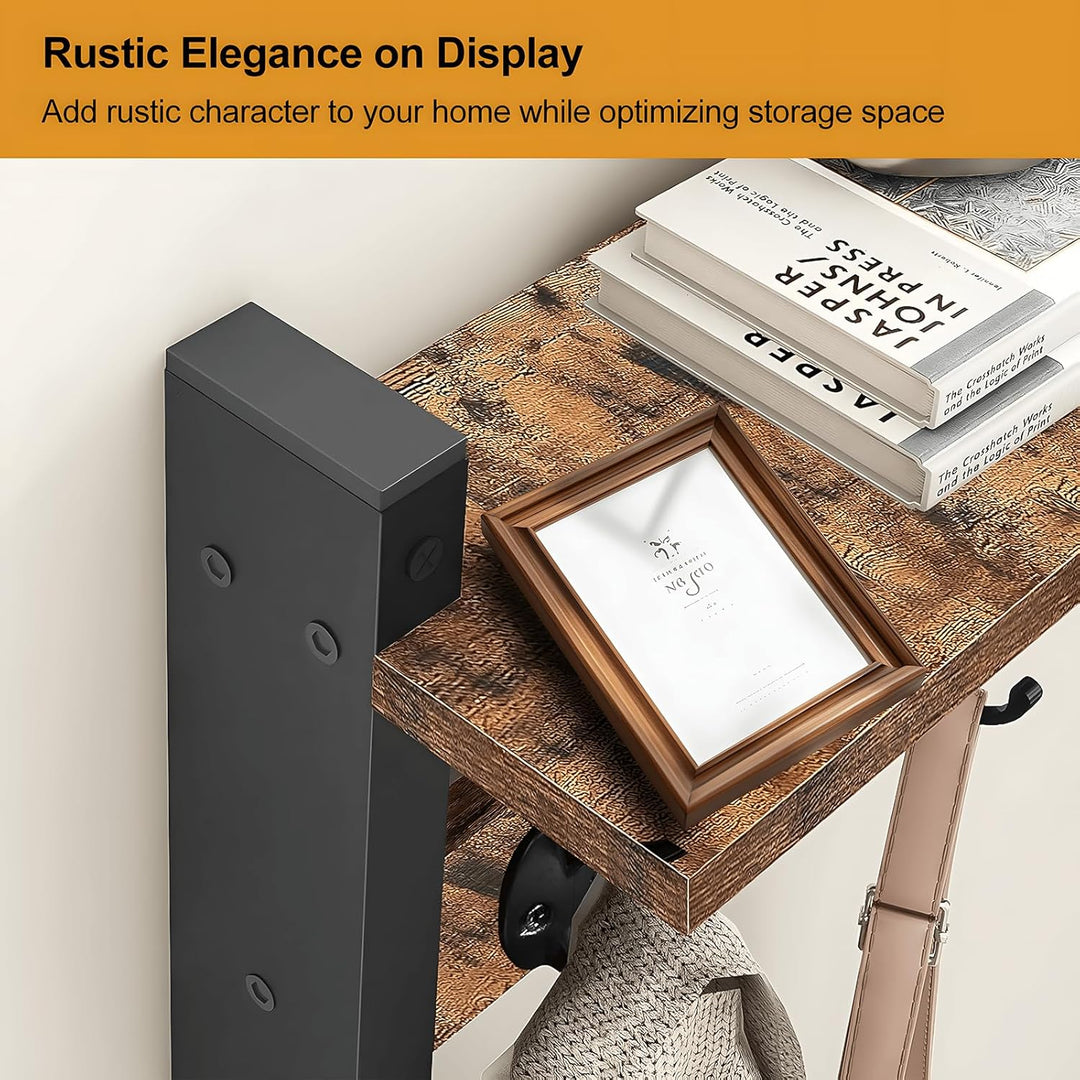 Functional wall-mounted coat rack featuring a display shelf and five strong metal hooks for coats and bags