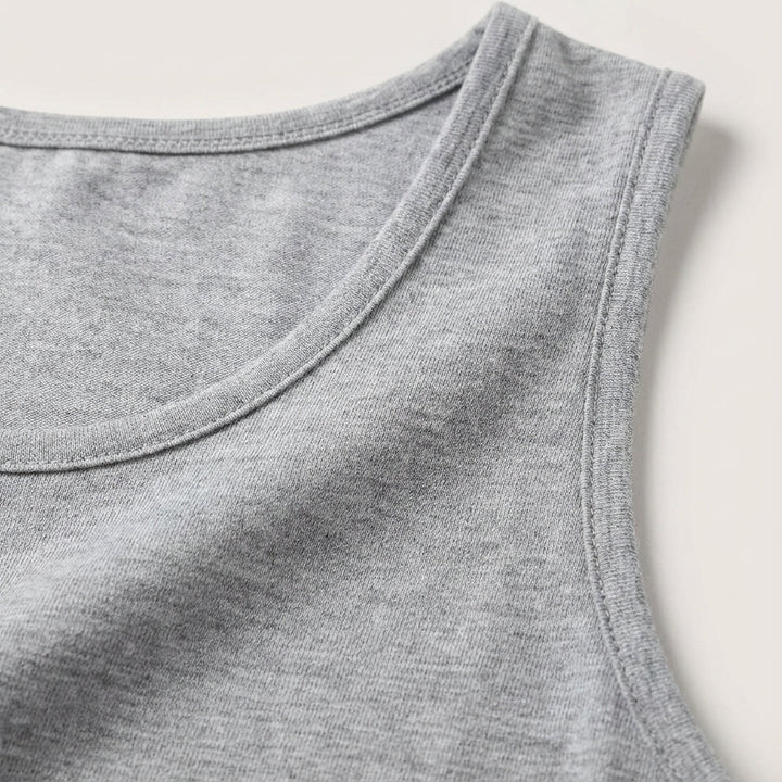 Close-up of fabric on Samantha Women's Elastic Sports Tank Top, breathable athletic wear