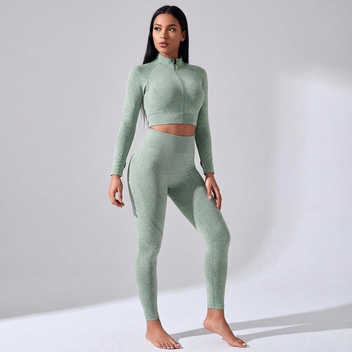 Stylish Rosie seamless gym wear: zip crop top and high-rise leggings for women