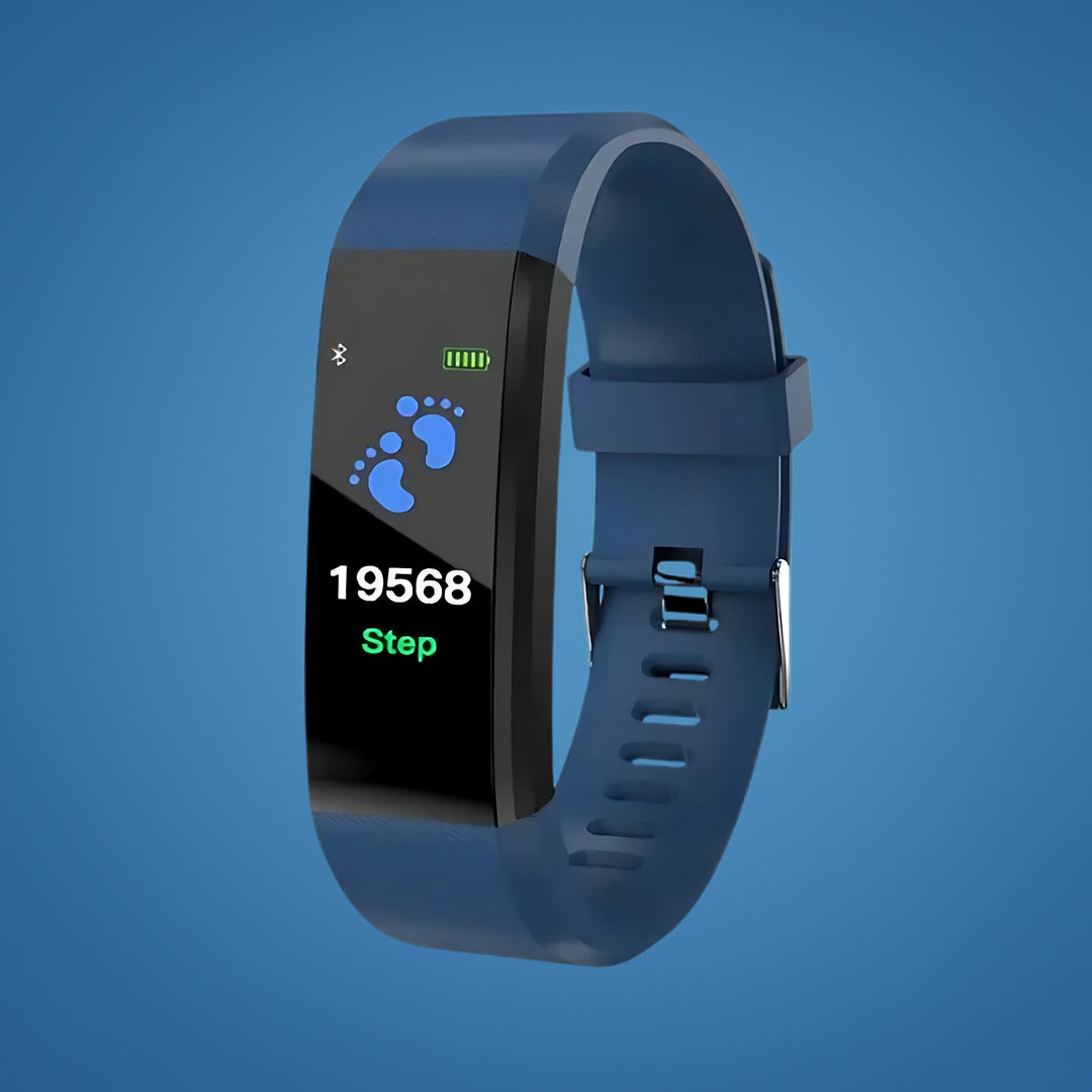 Seniors' wearable tech smartwatch: GPS tracking, fall detection & emergency alert for elder care.