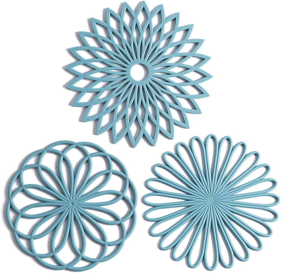 Protect your surfaces with this set of 3 heat resistant silicone table mats, multi-purpose design