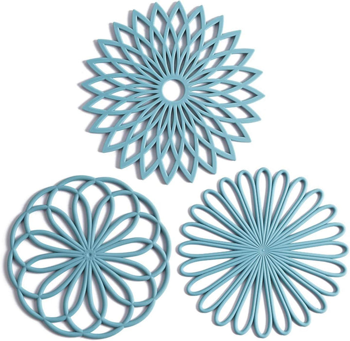 Protect your surfaces with this set of 3 heat resistant silicone table mats, multi-purpose design