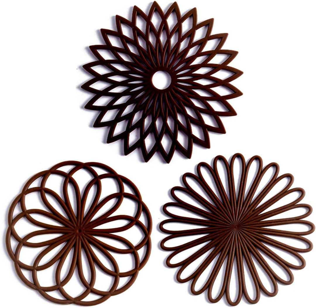 Durable silicone table protectors, set of 3, designed to withstand high temperatures