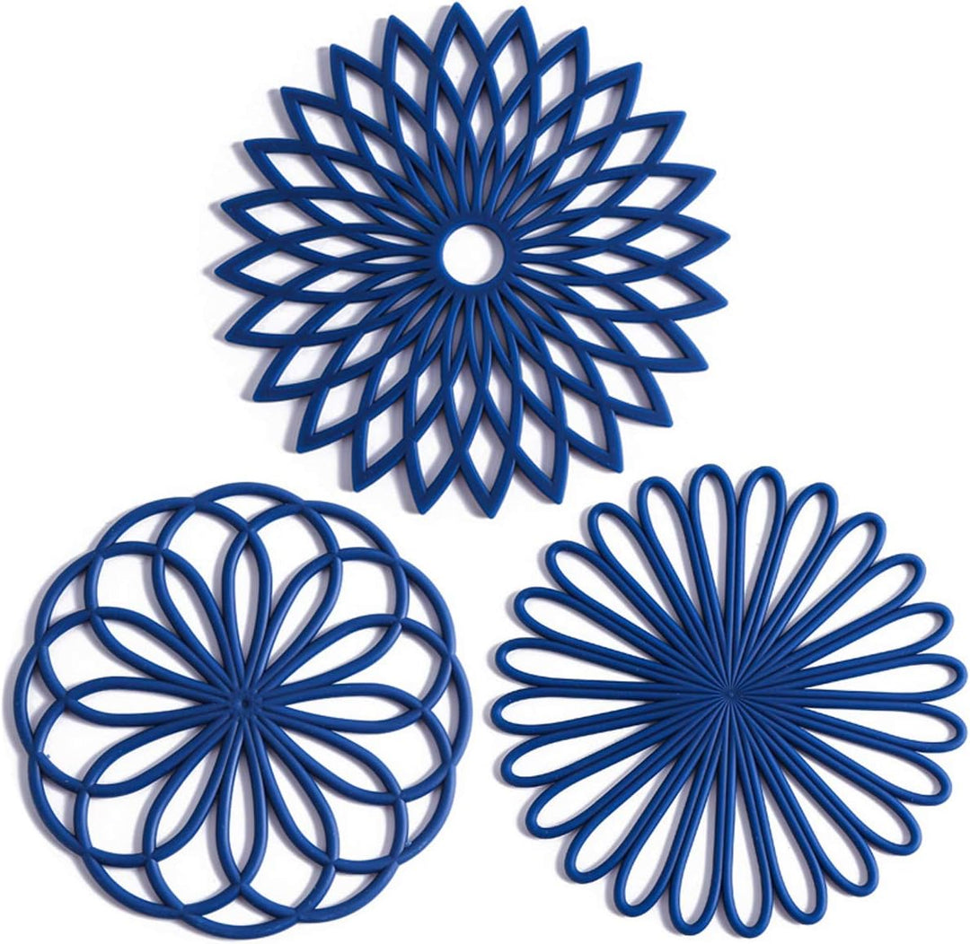 High-quality silicone cookware pads, set of 3, offering excellent heat insulation and grip