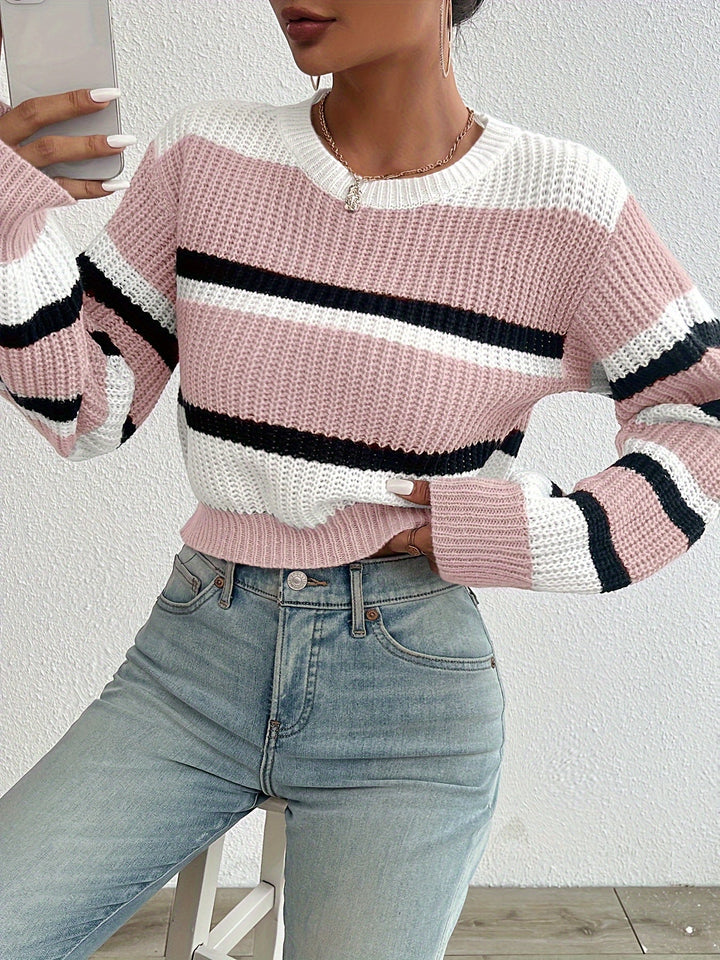 Comfortable Sienna knitted sweater for women, relaxed fit long sleeve, ideal for everyday style.