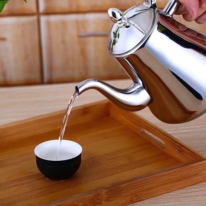 High-quality stainless steel induction kettle featuring an integrated water filter for purer, healthier drinks.