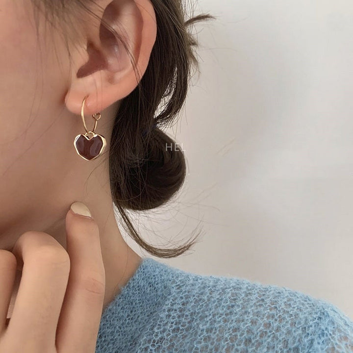 Delicate small red heart earrings for women, plated silver, stylish romantic fashion jewelry gift.