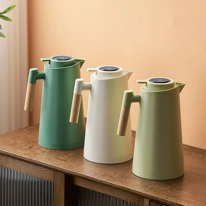 Keep drinks hot/cold in this smart insulated carafe with a digital temperature display.