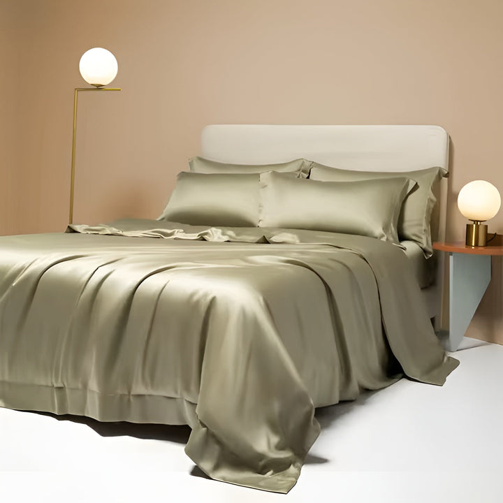 Experience ultimate sleep comfort with this sustainable bamboo duvet cover set. Soft and breathable bedding.