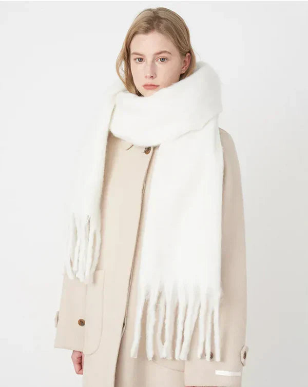 Soft cashmere scarf for women, a luxurious winter accessory and long fashion scarf