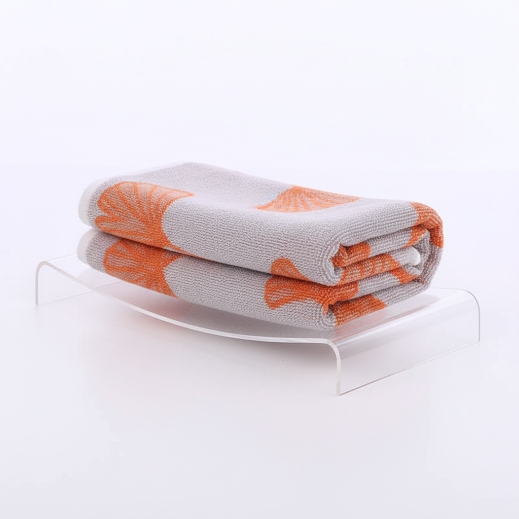 Absorbent cotton ginkgo towel, white with green leaf design, premium home textile