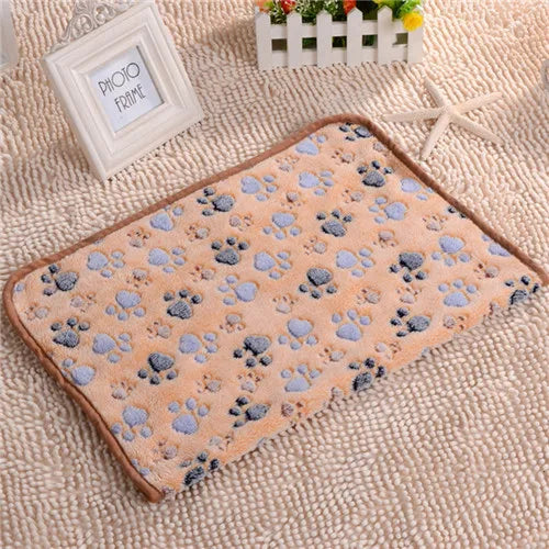 Soft plush dog blanket for ultimate pet comfort, perfect for puppies & adult dogs.