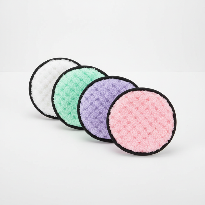 Gentle facial sponge, white, for deep cleansing and makeup removal, reusable